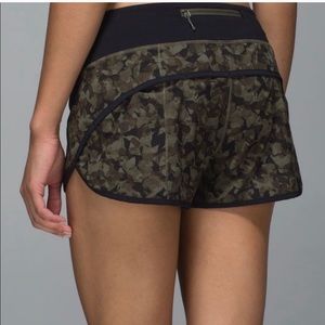 Super rare lulu lemon speed up shorts in camo